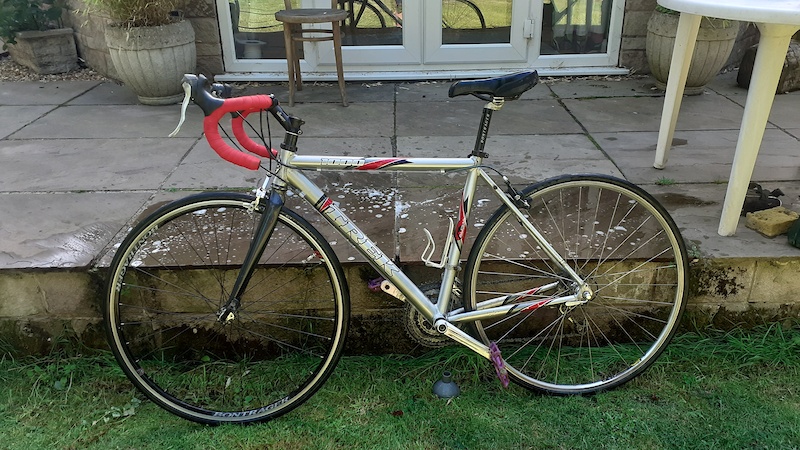 2004 trek 1000 specs