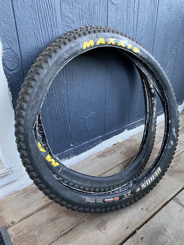 maxxis rekon 27.5 2.25