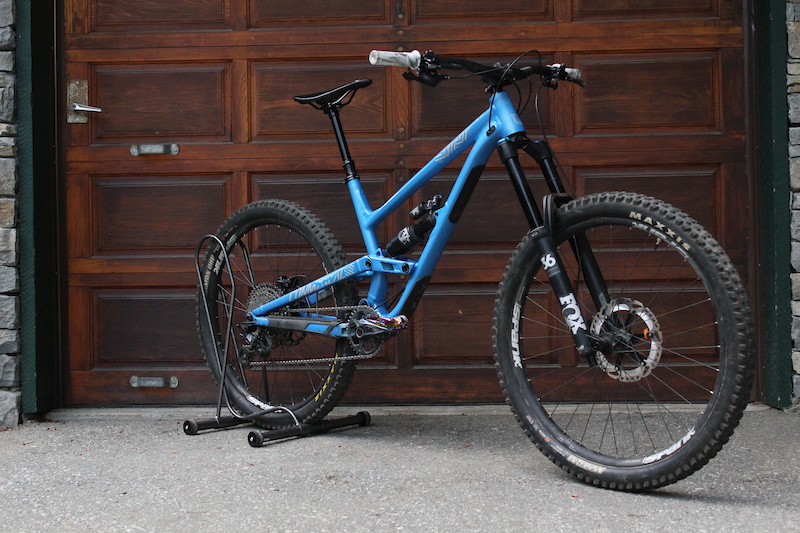 commencal clash fox