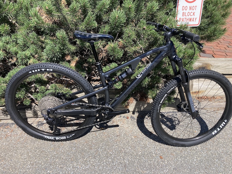 2022 Rocky Mountain Element A10 XS For Sale