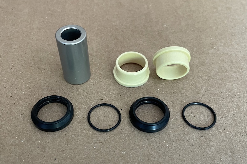 DVO 8mm x 25mm shock mount hardware kit NEW For Sale