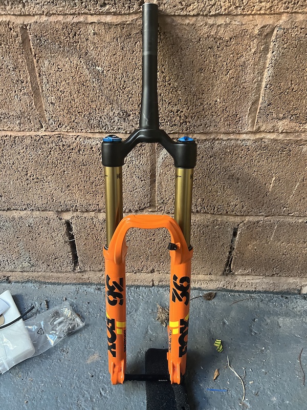 fox 36 26 inch wheel