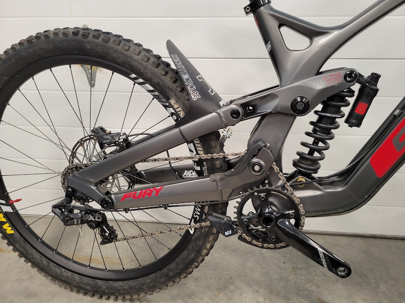 Gt fury pro discount mountain bike 2019