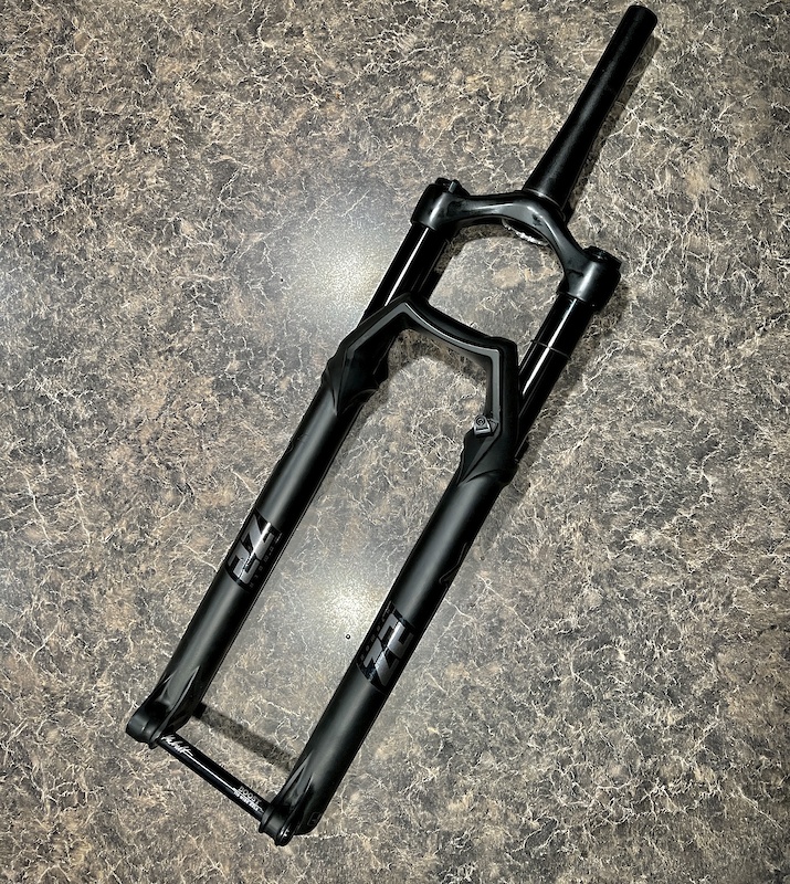 2020 Marzocchi Bomber Z2 130mm Mountain Bike Fork For Sale