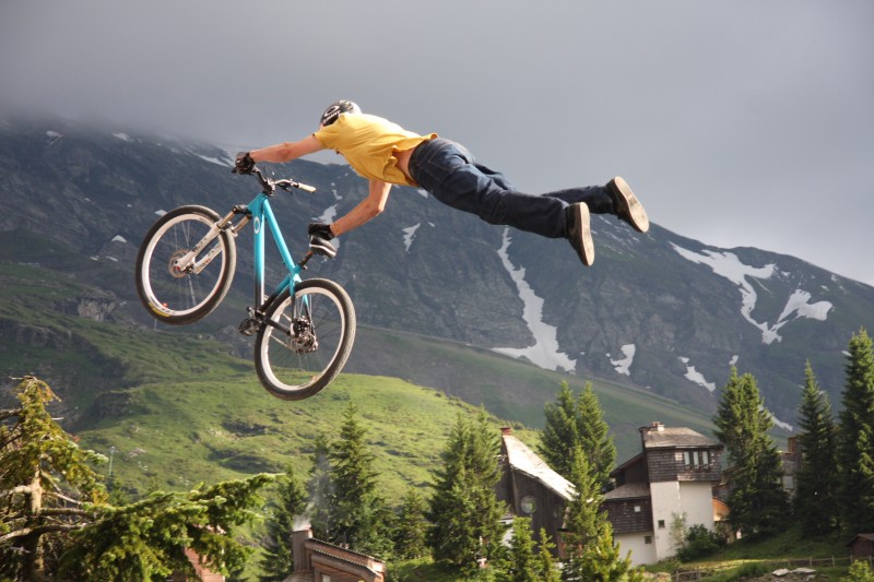 Riders on the DH track at Morzine, or Pro's at the roof and slopestyle comp in Avoriaz