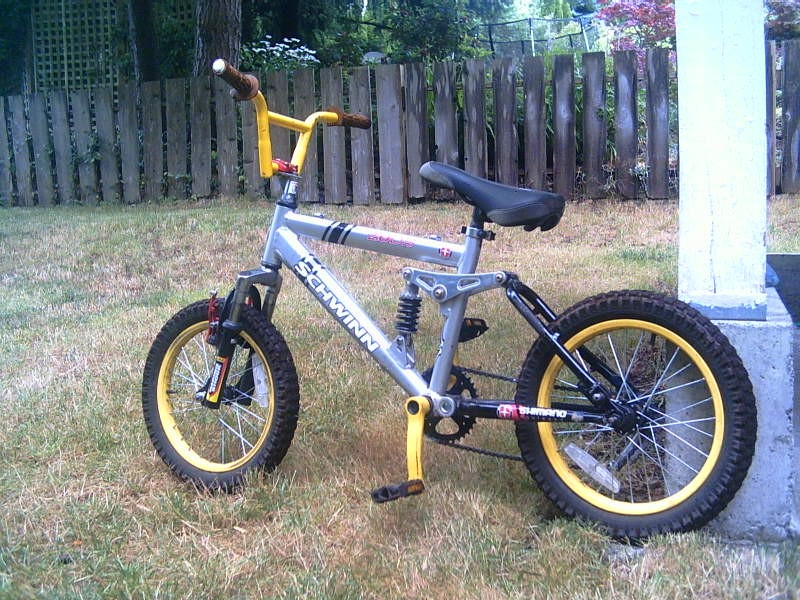 My minie bike that i just built up!! Comment plz.