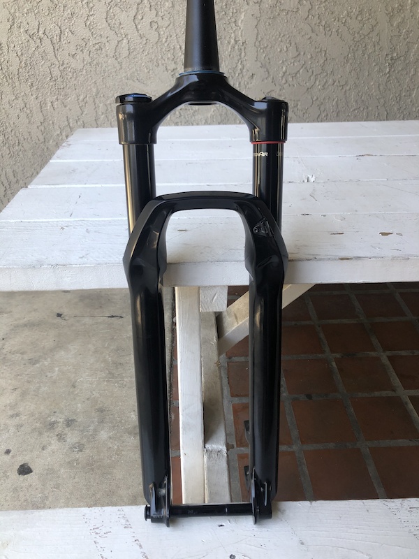 Fourche Rockshox Revelation RC 29" - 120 Mm - Débattement - Conique 15x110 - Neuf