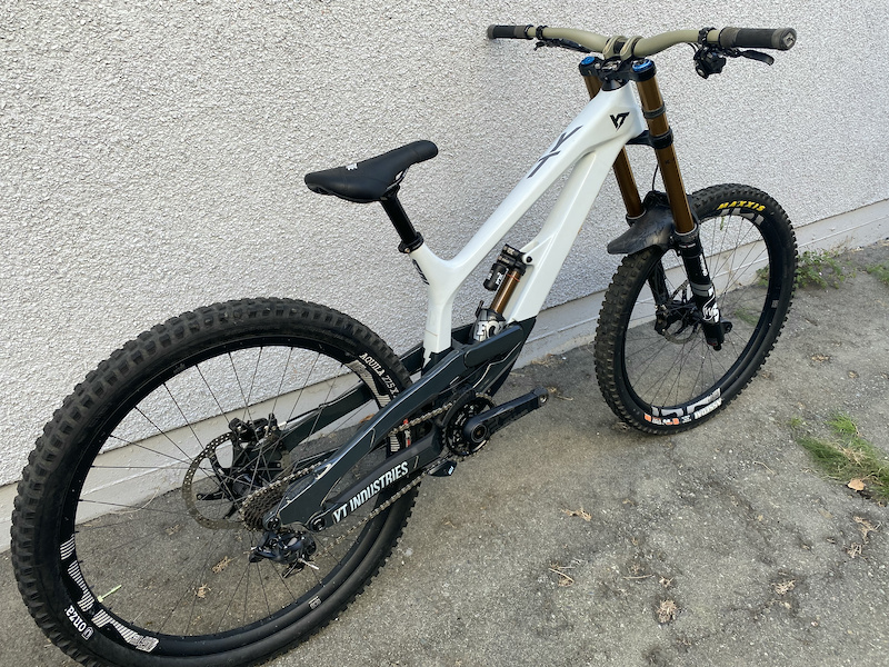 2019 YT Tues Pro Race For Sale