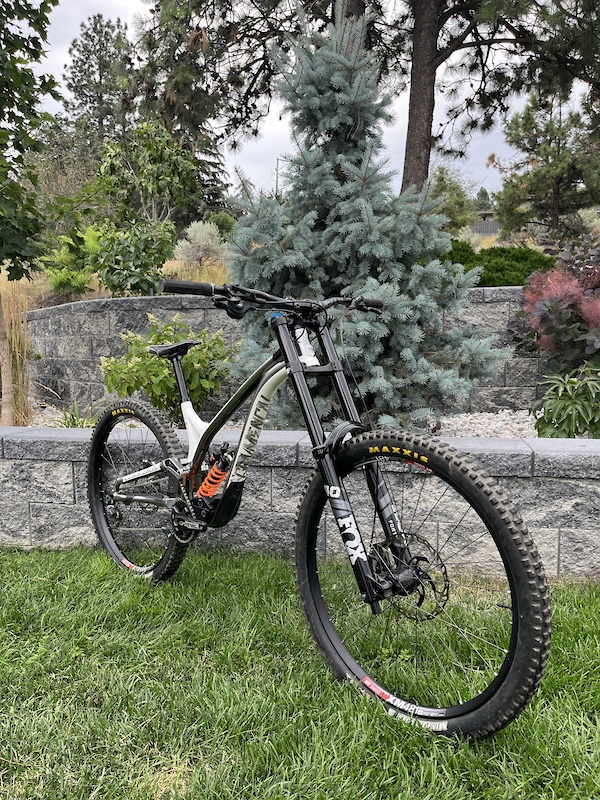 2020 Commencal Supreme DH Worlds Edition For Sale