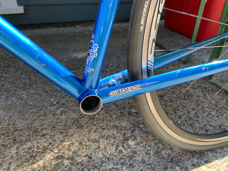 Independent Fabrication Club Racer 55 x 56cm For Sale