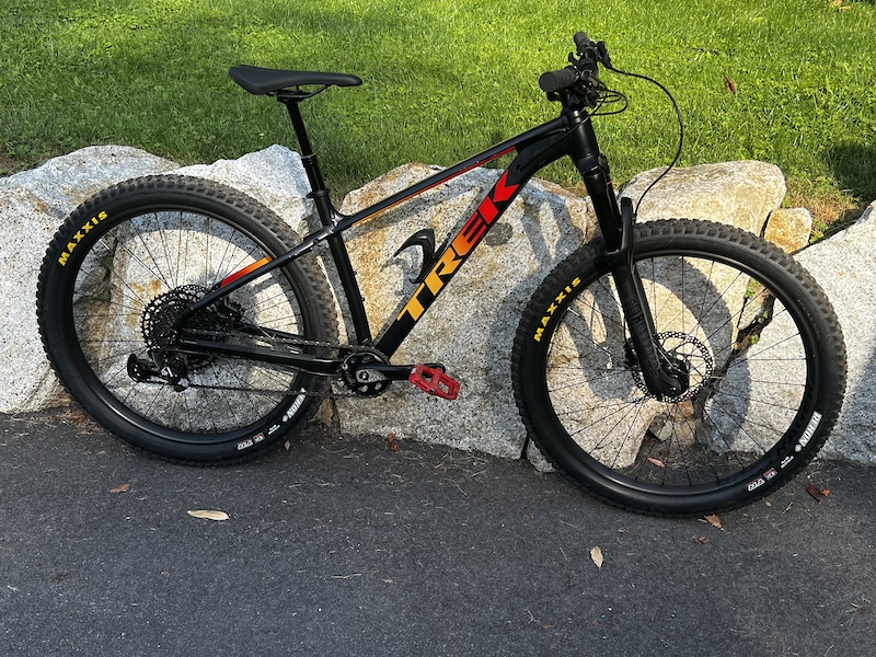 trek roscoe 8 spec