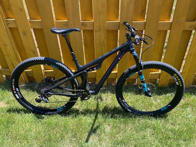 2019 Yeti SB100 XCMTB - Medium - Black - Carbon Wheels For Sale