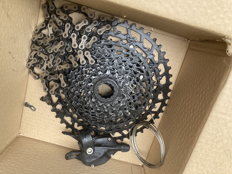 8 speed cassette and chain