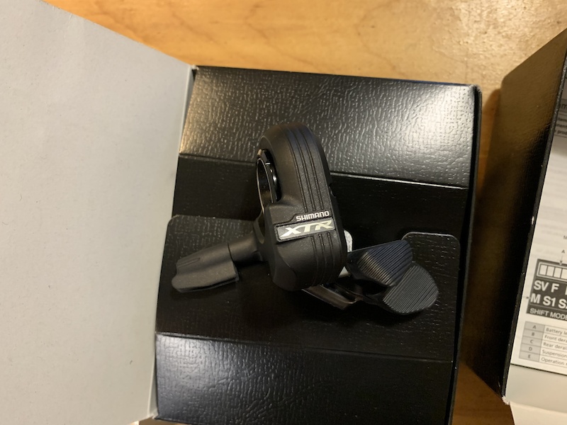 xtr di2 shifter