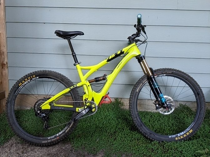 2016 yeti sb5c specs