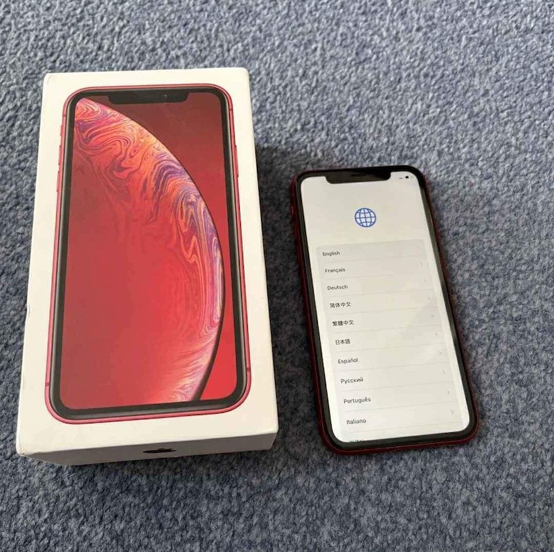 2021 Iphone XR Mint Condition NEED TO GONE OPEN OF OFFERS For Sale