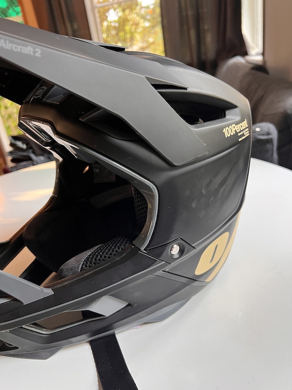 thumbnail interactive-video image 1 of 100% Aircraft 2 Helmet Cheek Pad Replacement - Accessory Only For Compatible Helmets 1 of 2