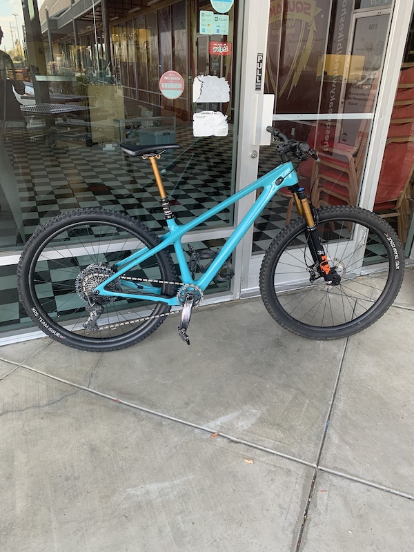 2022 Yeti Arc Turquoise M Custom Build For Sale