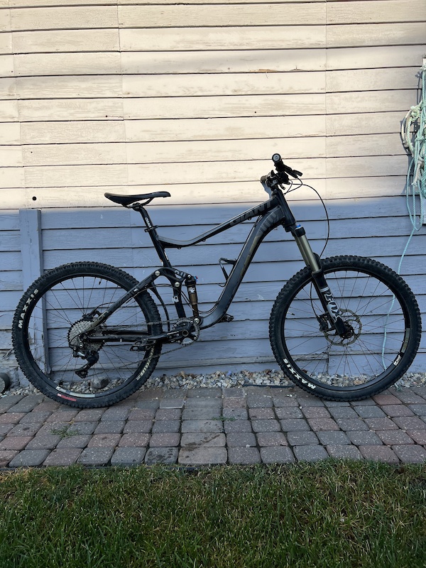 2012 Giant Reign 2 For Sale