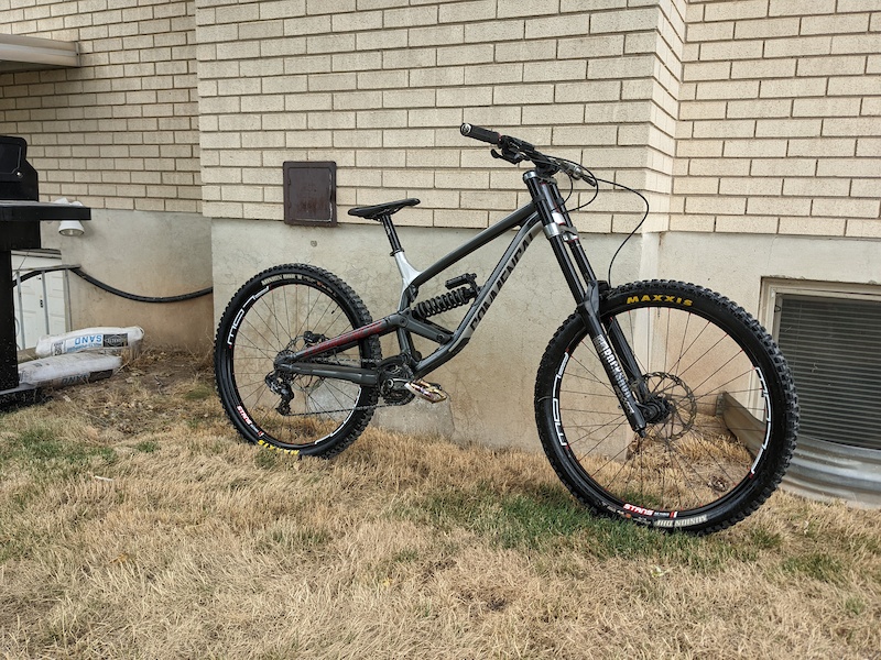 commencal furious essential 2019