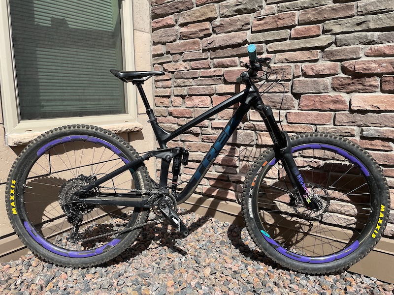 2019 Trek Slash 8 | Upgraded and Freshly Overhauled For Sale