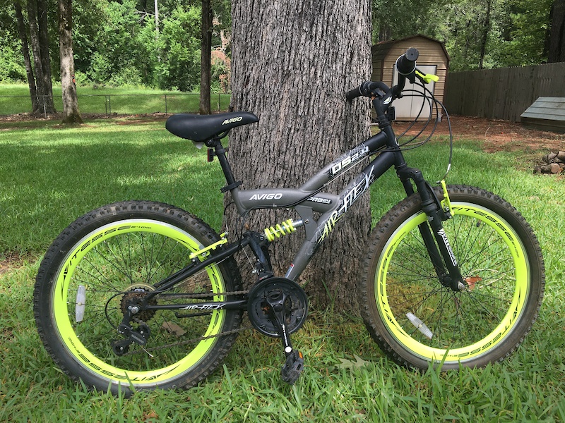 Avigo mountain clearance bike