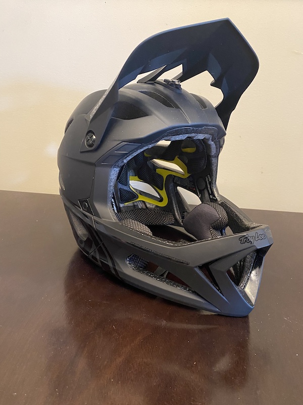 2022 Troy Lee Designs Stage Helmet MIPS XL/XXL For Sale