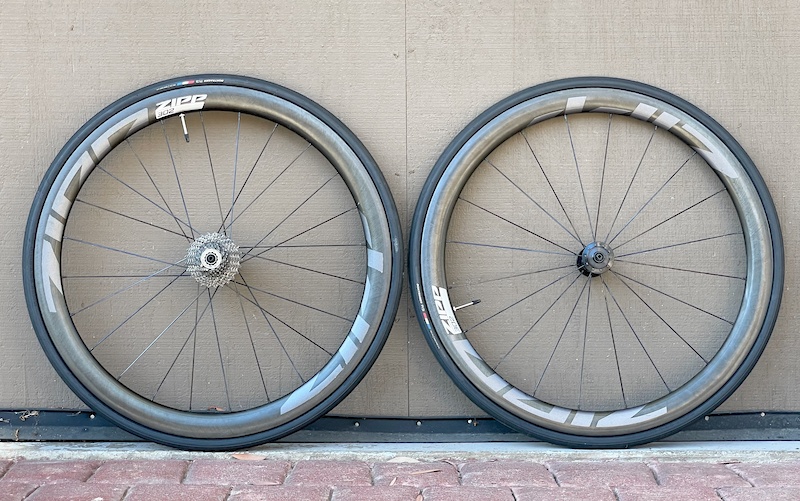 zipp 302 rim brake wheelset