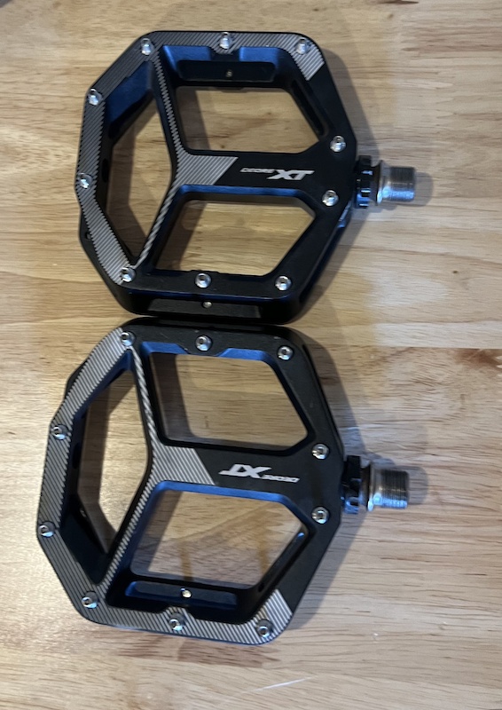 deore xt m8000 pedals