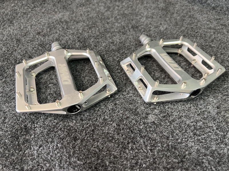 Pédales Plates DMR VAULT Argent