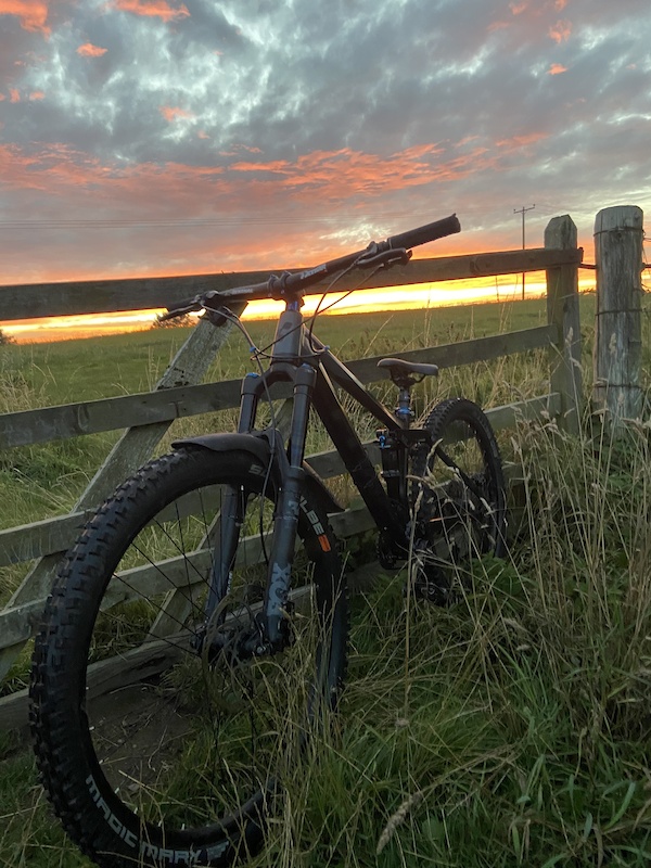 2018 cube stereo 160
