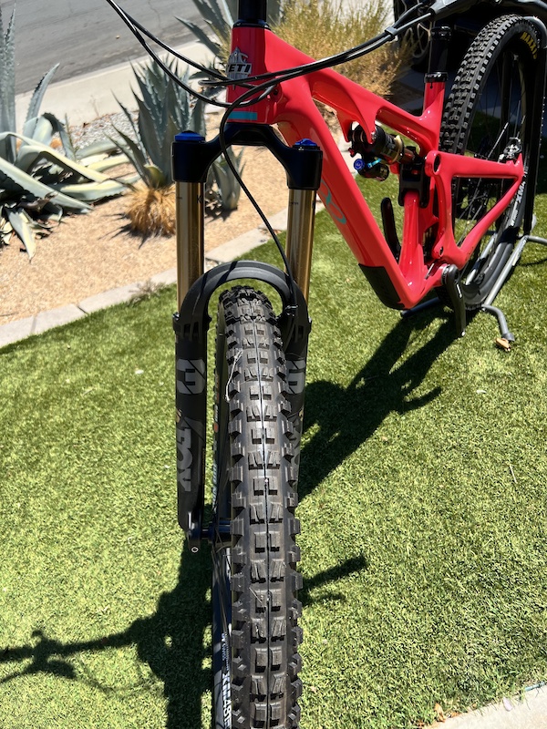 2022 Yeti Sb130 Turq T2 Lr For Sale