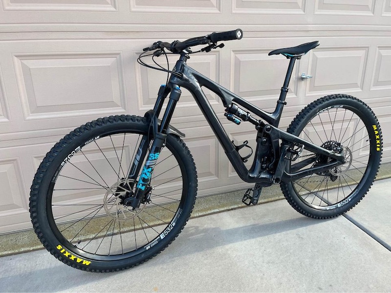 2022 Yeti Sb130 Lunch Ride Medium - Like New - SB130CLR For Sale