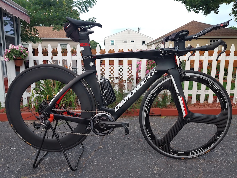 buying a triathlon bike