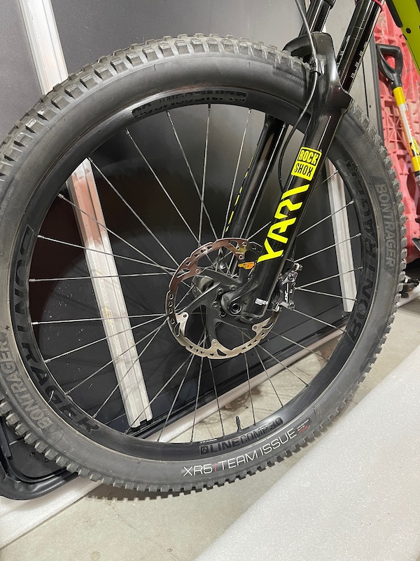 rockshox yari 160mm 29