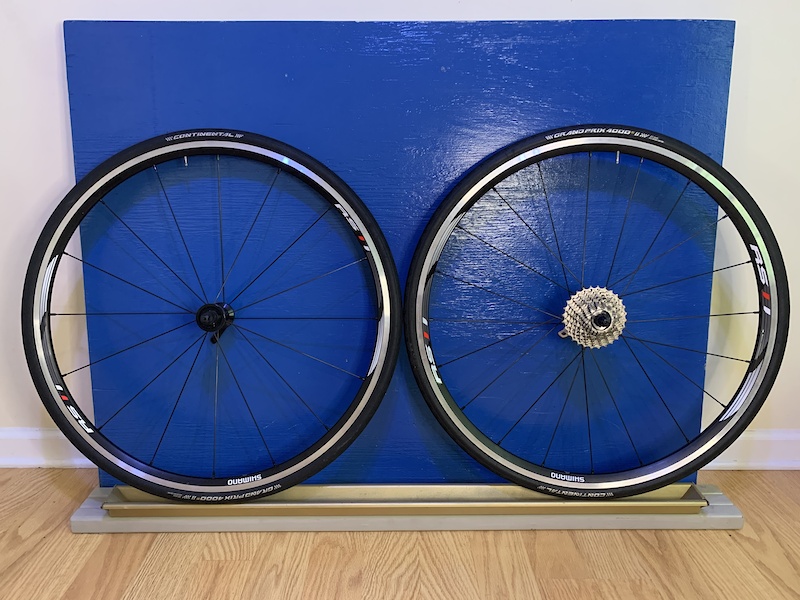 shimano rs11 front wheel