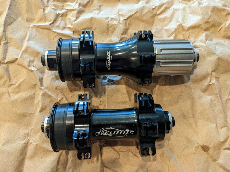 2017 Novatec Atomic QR 24h straight pull, centerlock disc For Sale