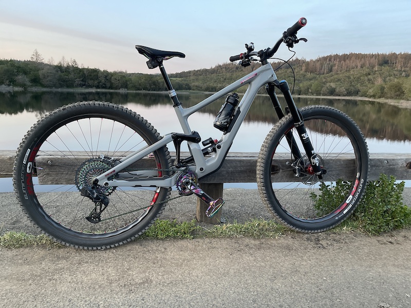 2020 specialized enduro weight