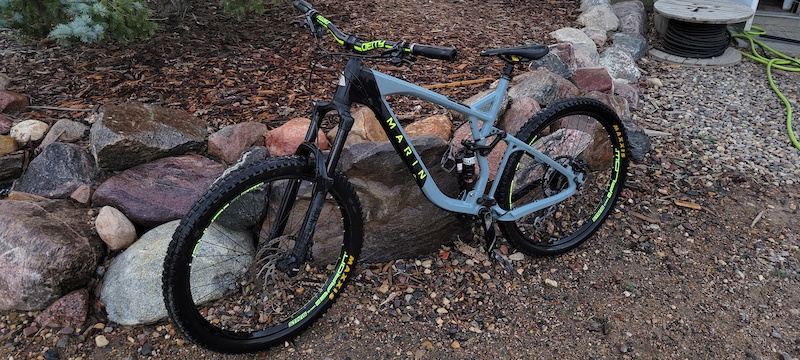 Marin attack trail 8 2018 hot sale