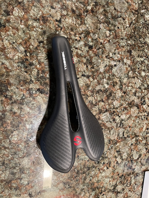 Toseek / Amazon Carbon Saddle For Sale