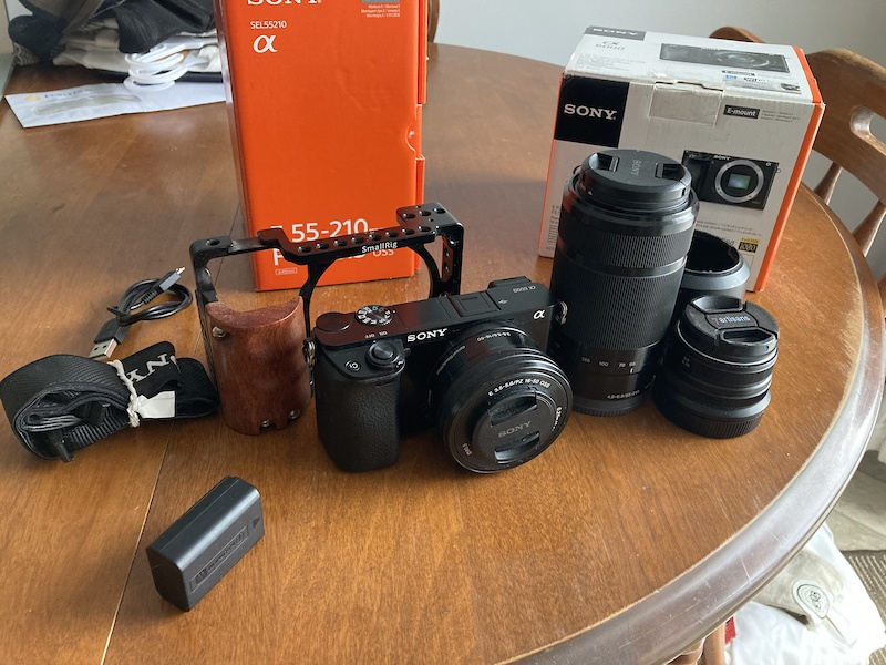 Sony a6000 kit For Sale