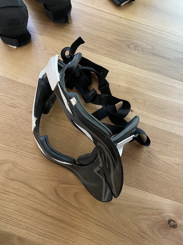 Neck brace alpine star For Sale