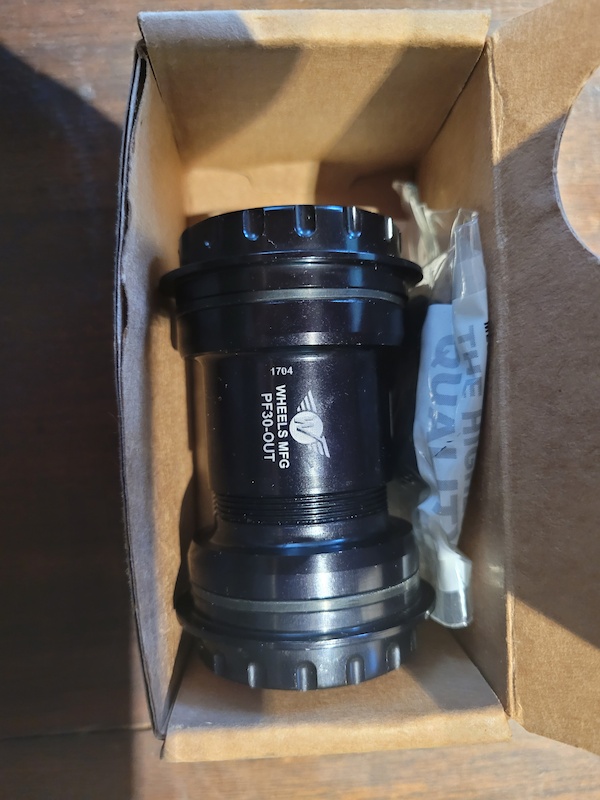 Wheels Manufacturing PF30 Outboad Zero Ceramic BB For Sale