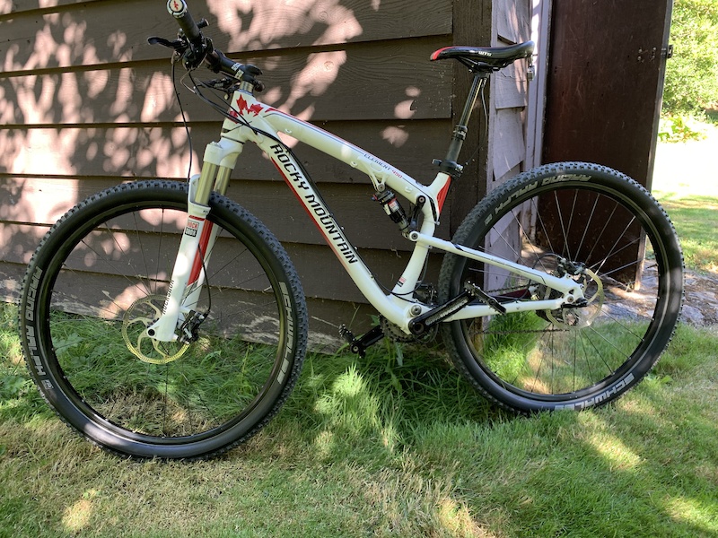 2012 rocky mountain element 950