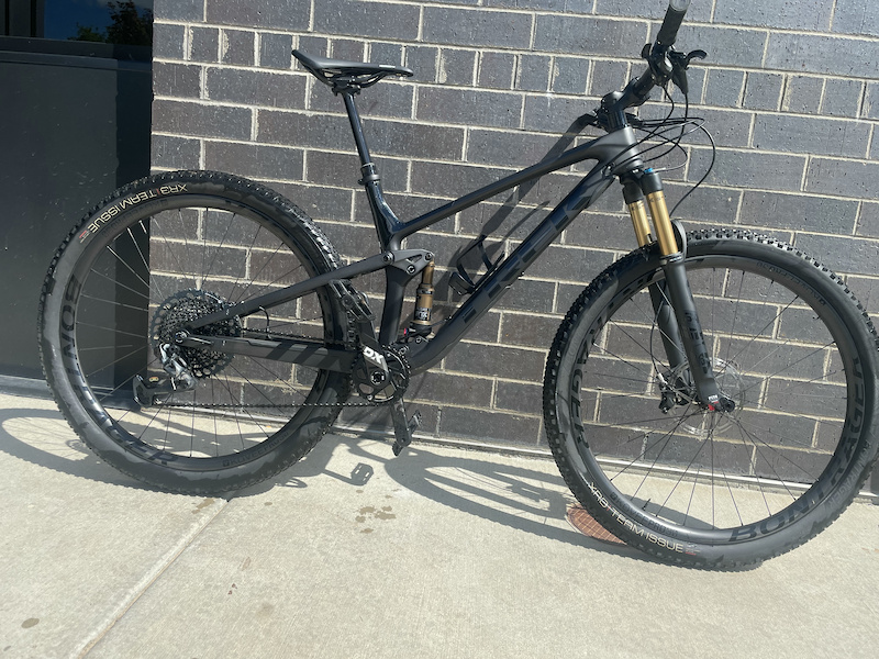 trek top fuel 9.9 full suspension mountain bike