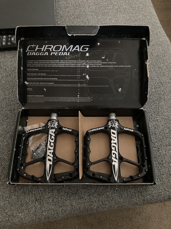 chromag dagga flat pedal