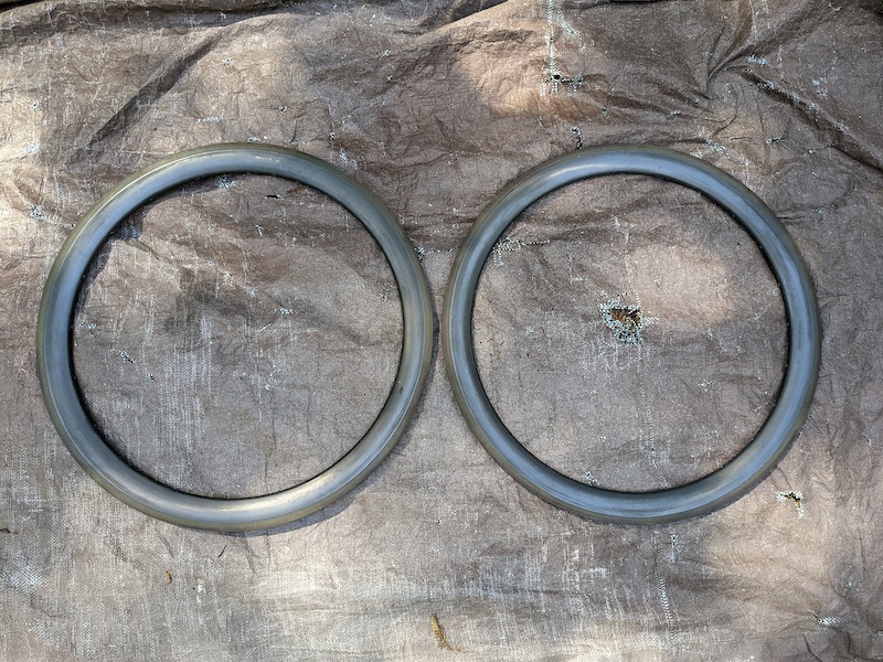 rim brakes carbon wheels