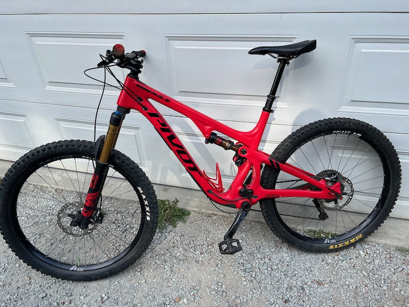 2018 pivot mach 5.5 specs