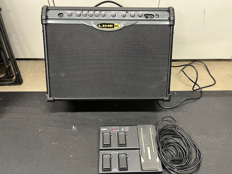 Line 6 Spider II Guitar Amplifier & Pedal For Sale