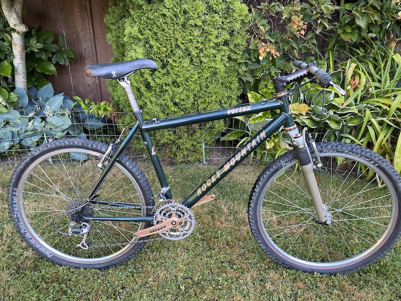 VÉLO DE MONTAGNE ROCKY MOUNTAIN ELEMENT A30 (MEDIUM) - Rhéal Pitre Sports